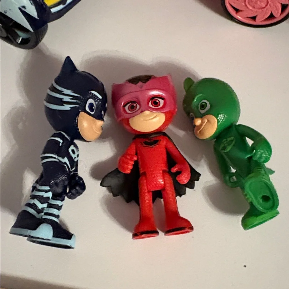 PJ Masks Vehicles and Figures Catboy Owlette Gekko - Picture 8 of 10